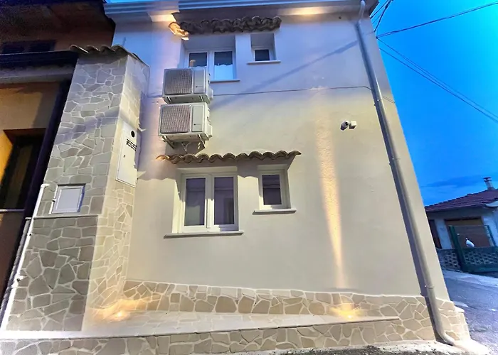 Dimore Diffuse R H בית הארחה